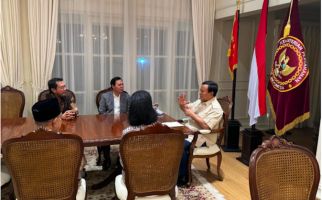 Diterima Prabowo, Sultan Bersama Tiga Bakal Calon Wakil Ketua DPD RI Bahas Berbagai Persoalan Kebangsaan - JPNN.com