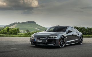 Bridgestone Rilis Ban Potenza Sport A untuk Audi e-tron GT Terbaru, Ini Keunggulannya - JPNN.com