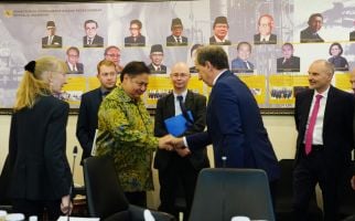 Menko Airlangga Bahas Penyelesaian I-EU CEPA dengan Dubes Uni Eropa - JPNN.com