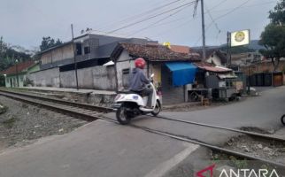 Pelajar yang Tewas Ditabrak Kereta di Sukabumi Diduga Tak Perhatikan Rambu Peringatan - JPNN.com