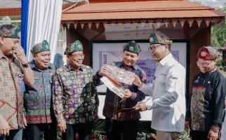 Pecahan 10 Ribu Bergambar Rumah Limas Dimemorabilia oleh BI - JPNN.com