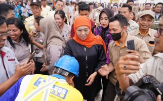 Banyak Didukung Akar Rumput, Khofifah Makin Berpeluang Kembali jadi Gubernur Jatim - JPNN.com