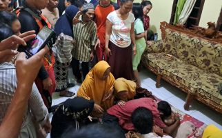 Bocah Laki-laki yang Tenggelam Saat Mandi di Sungai Musi Ditemukan Meninggal Dunia - JPNN.com