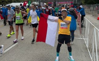 Berlari dalam Suhu Dingin & Terpaan Angin, Misbakhun Capai Finis Chicago Marathon 2024 - JPNN.com