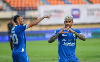 Persib Bandung Menang 2-0 Atas Persebaya Surabaya, Begini Reaksi Bojan Hodak - JPNN.com