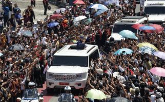 Mengintip Spesifikasi Mobil Maung Garuda yang Ditumpangi Prabowo dan Jokowi, Sangar - JPNN.com