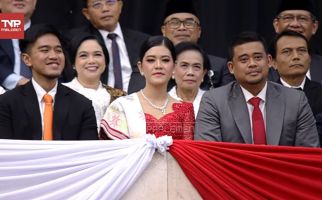 Ada Teriakan 'Huu' Saat Anak-Menantu Jokowi Disorot Kamera di Sidang Pelantikan Prabowo - JPNN.com