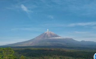 Hari Ini Gunung Semeru Kembali Erupsi, Letusan Setinggi 500 meter - JPNN.com