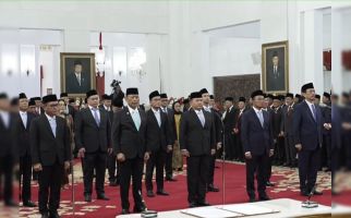 Prabowo Lantik 7 Penasihat Presiden, Ada Wiranto hingga Luhut Binsar - JPNN.com