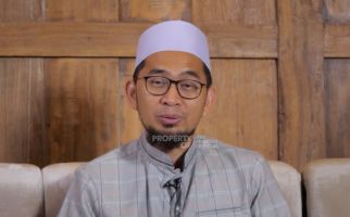 Ustaz Adi Hidayat Titip Pesan Buat Pak Jokowi, Mengharukan, Ada soal Hisab - JPNN.com