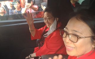 Pimpin Konsolidasi PDIP di Jateng, Megawati Minta Kader Bergotong Royong Memenangkan Andika-Hendi - JPNN.com