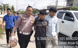 Aksi Polantas di Pelalawan Sendirian Tangkap Pencuri Sekaligus Penadah - JPNN.com