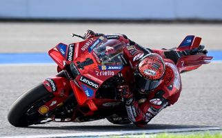 Hasil Kualifikasi MotoGP Thailand: Pecco Ukir Rekor, Marquez & Martin Kecelakaan - JPNN.com