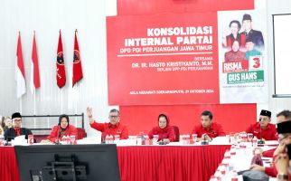 Konsolidasikan Kader di Surabaya, Sekjen PDIP Sebut Risma-Hans Bawa Misi Perubahan - JPNN.com