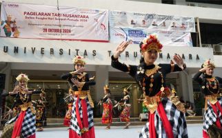 Untar Kobarkan Semangat Sumpah Pemuda dan Cinta Budaya Lewat Pagelaran Tari Nusantara - JPNN.com