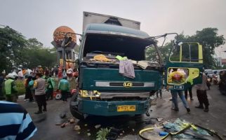 Heboh Truk Kontainer Tabrak Banyak Pengendara di Tangerang, Ini Kata Polisi - JPNN.com