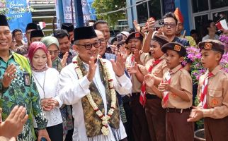 Pernyataan Terbaru Mendikdasmen, Guru Honorer, PNS & PPPK Wajib Tahu - JPNN.com
