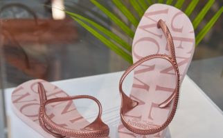 Kolaborasi Havaianas & GENTLEWOMAN Perkenalkan Sandal Flip-Flop Ikonis - JPNN.com