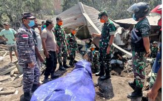 Gunung Lewotobi Laki-laki Erupsi, SAR Gabungan TNI AL Bergerak Cepat Evakuasi Korban - JPNN.com