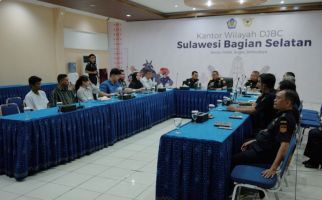 Kanwil DJBC Sulbagsel Beri Izin Fasilitas Kawasan Berikat Kepada PT Giwang Citra Laut - JPNN.com