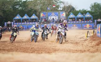 Kratingdaeng Supercrosser 2024 Sukses Lahirkan Crosser Muda Berbakat - JPNN.com