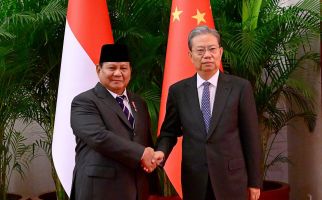 Guru Besar UI Sebut Kunjungan Prabowo ke China dan AS Babak Baru Diplomasi Indonesia  - JPNN.com