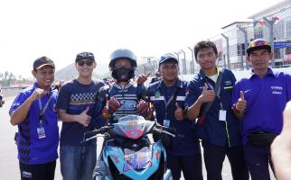 Keren, Yamaha Aerox Garapan Tim SMK Ini Naik Podium di Sirkuit Mandalika - JPNN.com