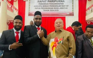 DPP NasDem Tunjuk Sosok Milenial Ini Jabat Ketua DPRD Papua Pegunungan - JPNN.com