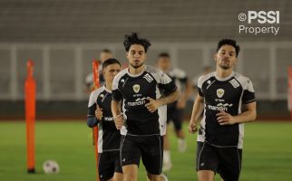 Timnas Indonesia vs Arab Saudi: Kevin Diks Terancam Absen, Siapa Penggantinya? - JPNN.com