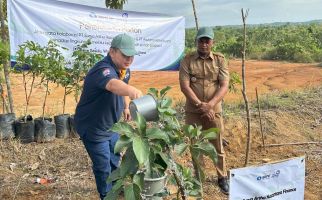 Bantu Tekan Emisi Karbon, Sanf & Asuransi Astra Tanam 600 Pohon di Penajam Paser Utara - JPNN.com