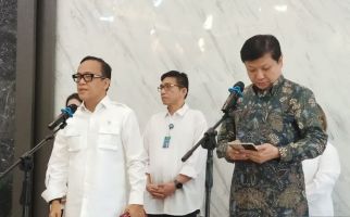 Penghentian Operasi Sritex Berujung PHK, Wamen Noel Menyoroti Putusan Kurator - JPNN.com