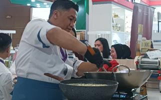 Chef Andri Purwahyulianto Bagikan Kiat Agar Aroma Minyak Wijen Keluar Maksimal  - JPNN.com