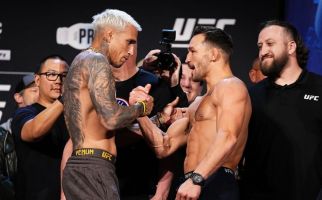 Jelang Pertarungan UFC 309, Charles Oliveira Vs Michael Chandler, Siapa Pemenangnya? - JPNN.com