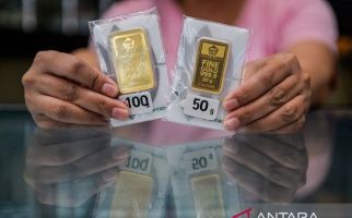 Harga Emas Antam Hari Ini Sabtu 16 November 2024 Turun Tipis, Berikut Daftarnya - JPNN.com