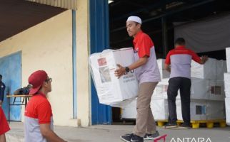 KPU Mulai Sebar Puluhan Ribu Kotak dan Bilik Suara untuk Kabupaten Bogor - JPNN.com