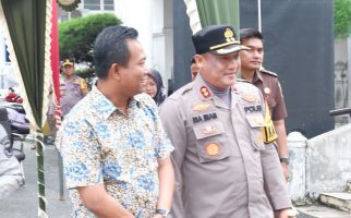 AKBP Isa dan Plt Bupati Rohil Gelar Cooling System untuk Wujudkan Pilkada yang Kondusif - JPNN.com