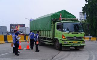 Kemenhub Diminta Lebih Bijak soal Pelarangan Truk Sumbu 3 di Hari Besar Keagamaan - JPNN.com