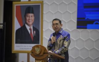 Menbud Fadli Zon Dorong Kolaborasi Agar Budaya Indonesia Mendunia - JPNN.com