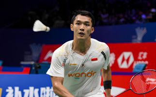 Jonatan Christie Tumbang, Trofi China Masters 2024 Milik Anders Antonsen - JPNN.com