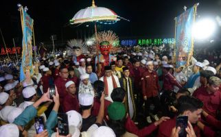 Tablig Akbar Majelis Nurul Musthofa: Ridwan Kamil akan Perjuangkan Pengajian di Monas - JPNN.com