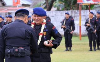 410 Personel Brimob Terima Satya Lencana Dharma Nugraha, Penghargaan Apakah Itu? - JPNN.com