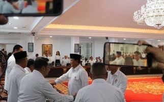 Prabowo Optimistis Indonesia tidak Lagi Mengimpor Beras pada 2025 - JPNN.com