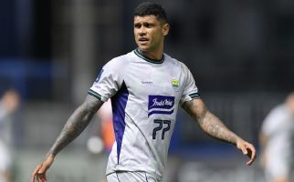 Persib Bandung vs Malut United: Ciro Alves Memprediksi Ancaman Sayuri Bersaudara - JPNN.com