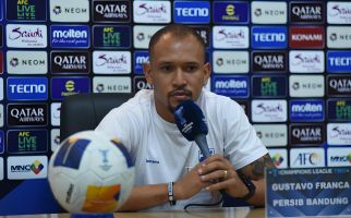 Persib vs Zhejiang FC: Gustavo Franca tak Kecil Hati - JPNN.com