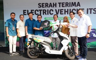 Dirut Petrokimia Gresik Bersama ITS Perbarui Ratusan Motor Listrik Operasional - JPNN.com