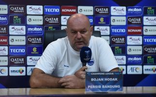 ACL 2: Bojan Hodak Ungkap Faktor Kekalahan Persib Bandung dari Zhejiang FC - JPNN.com