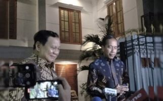 Prabowo Undang Jokowi Makan Malam, Bicara Kans Masuk Gerindra - JPNN.com