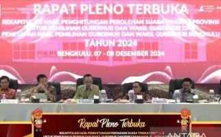 KPU Resmi Tetapkan Helmi Hasan-Mian Jadi Pemenang di Pilgub Bengkulu 2024 - JPNN.com