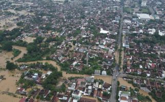 Bencana Menerjang, 2 Warga Ponorogo Terseret Banjir - JPNN.com