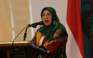 Nihayatul Wafiroh Instruksikan Kader Perempuan Bangsa Proaktif Mitigasi Bencana - JPNN.com